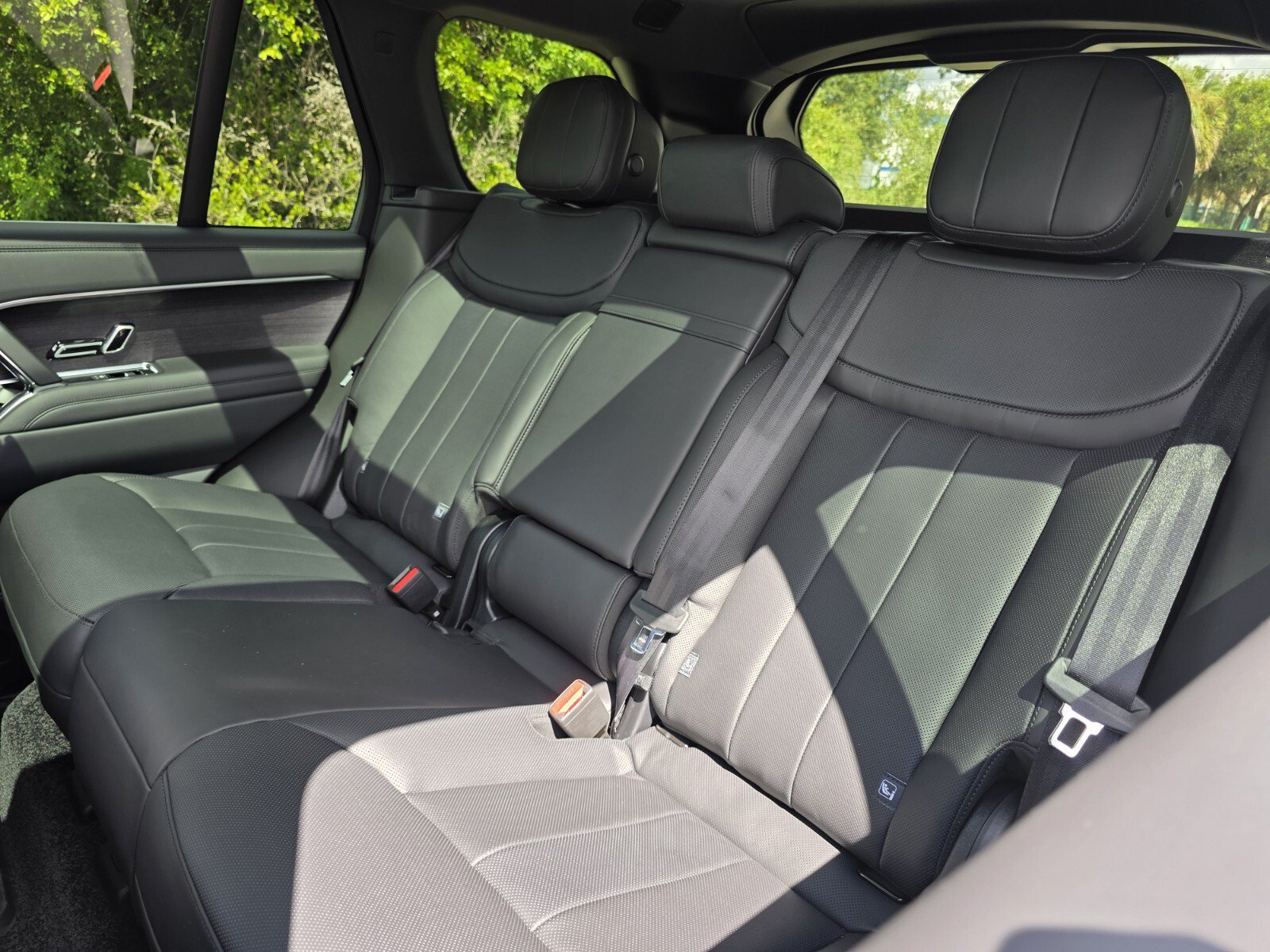 New 2027 Land Rover Range Rover SE AWD/4WD image 13