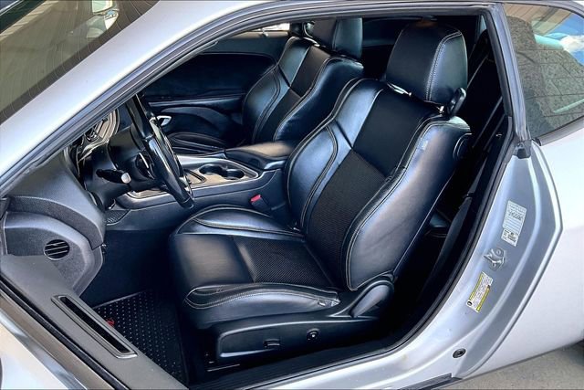 Used 2020 Dodge Challenger R/T RWD image 18