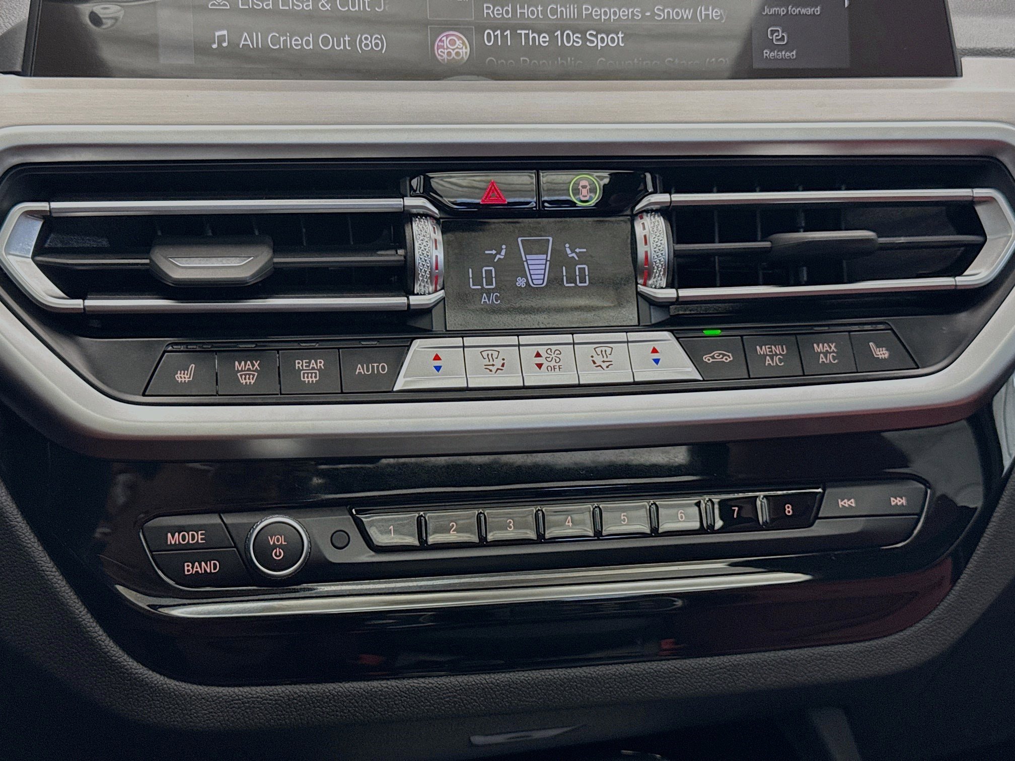 Used 2024 BMW X3 sDrive30i w/ Convenience Package image 10