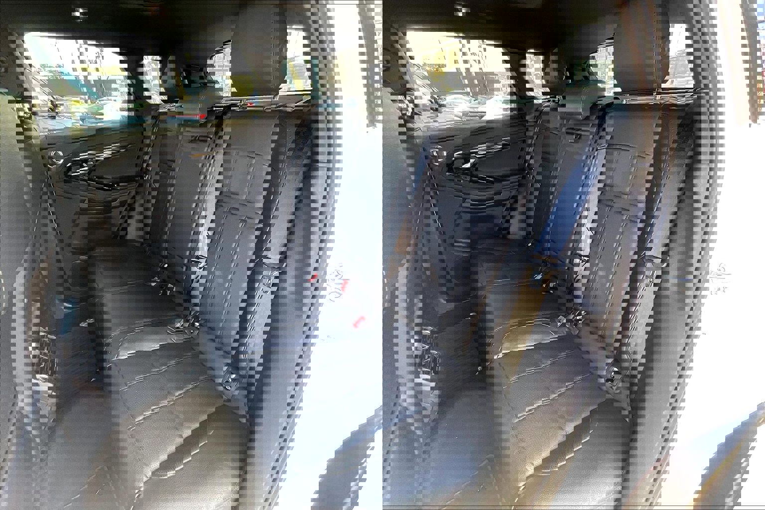 Used 2022 Land Rover Range Rover Evoque S image 19