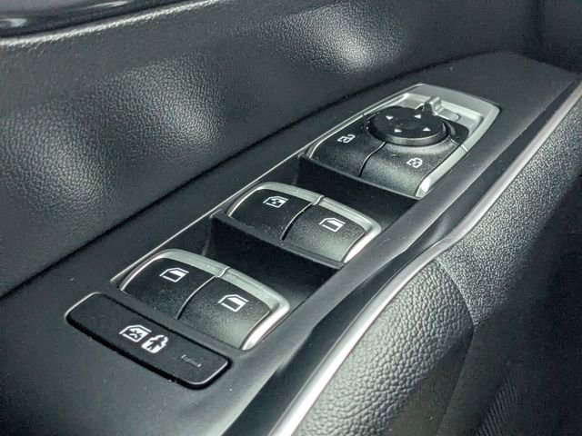 Used 2023 Kia Sorento LX image 21