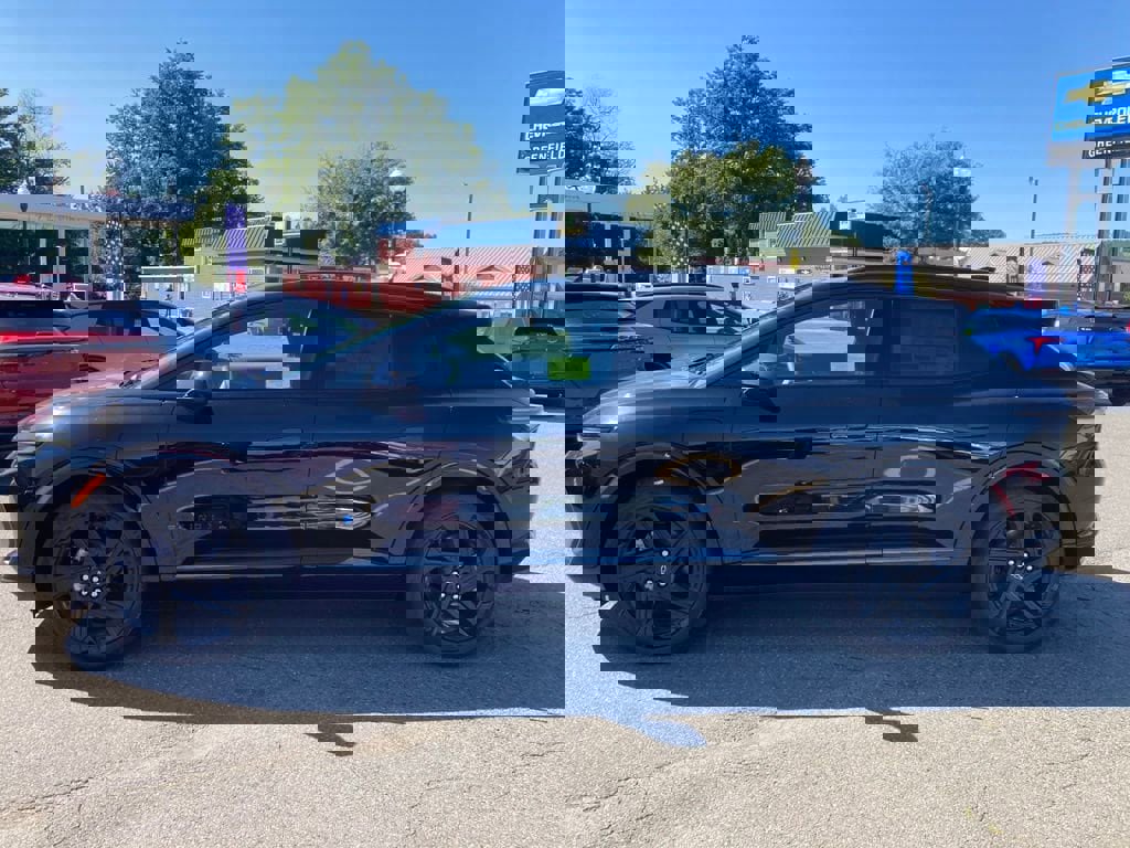 New 2025 Chevrolet Equinox EV RS w/ Convenience Package II image 4