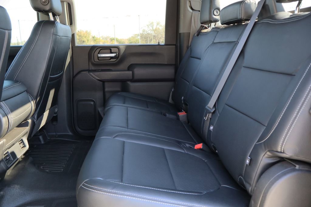 Used 2020 GMC Sierra 2500 4x4 Crew Cab w/ Gooseneck/5TH Wheel Package image 23