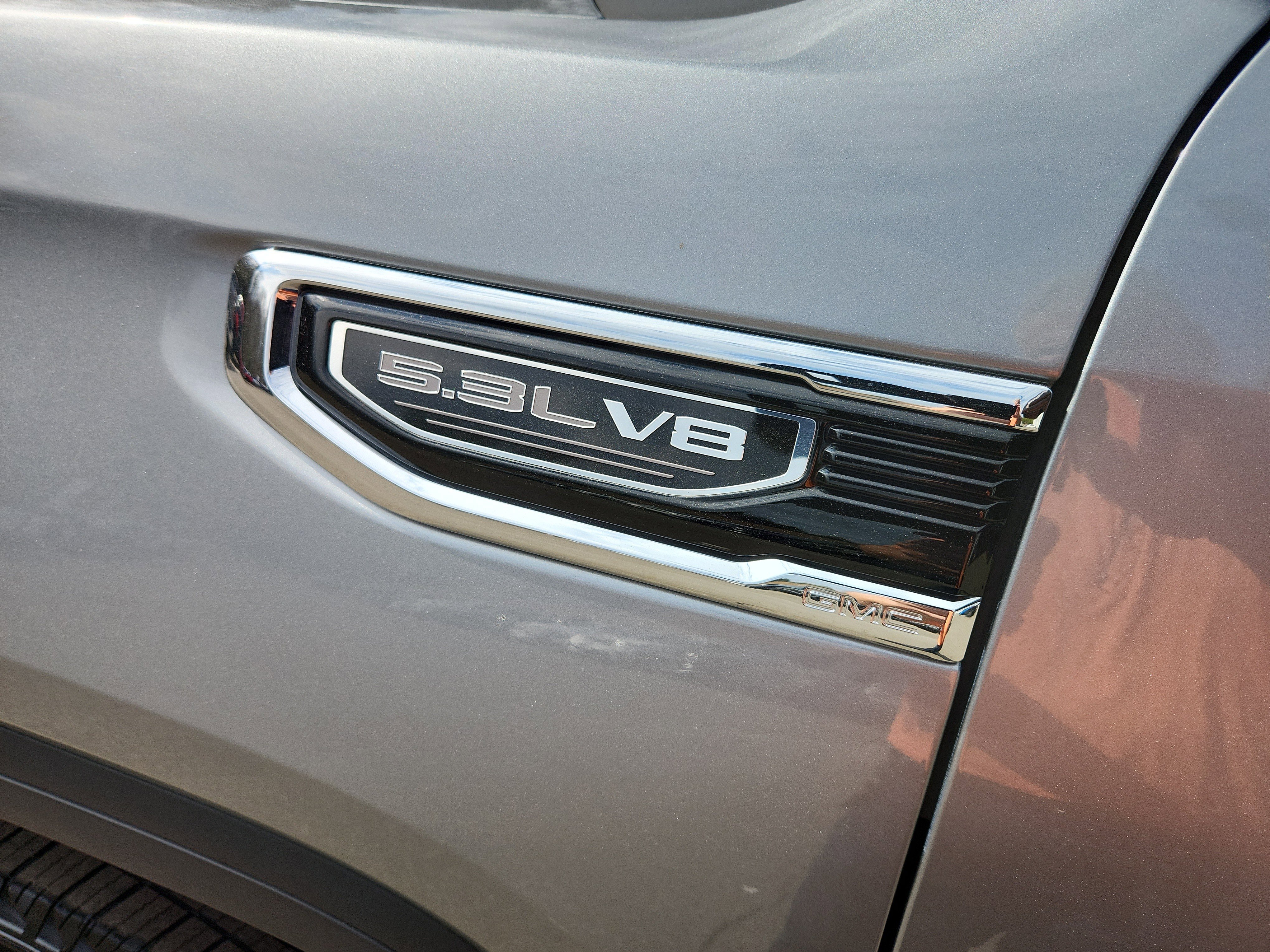 Used 2025 GMC Sierra 1500 SLT image 18