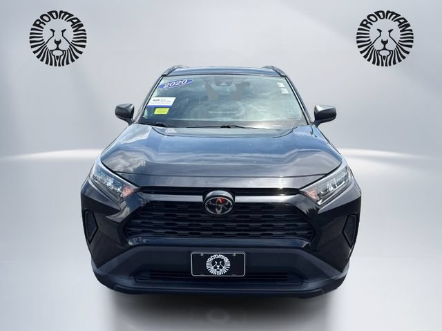 Used 2019 Toyota RAV4 LE AWD/4WD image 2