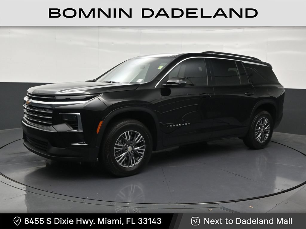 Used 2026 Chevrolet Traverse LT