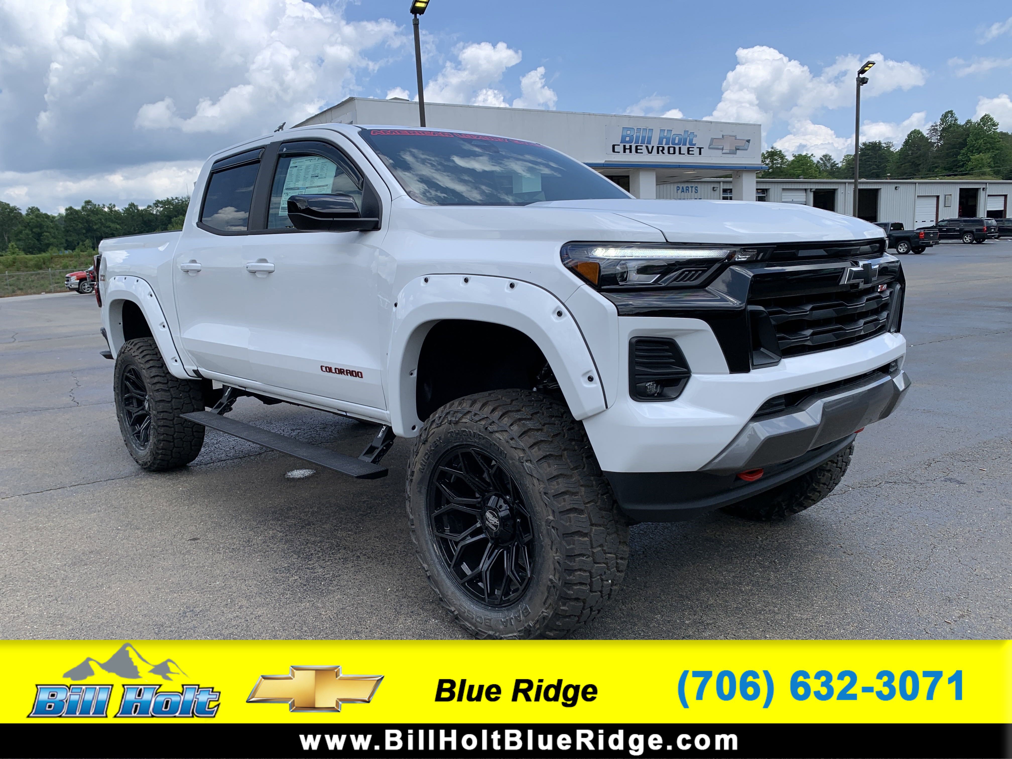 New 2025 Chevrolet Colorado Z71 w/ Z71 Convenience Package 2