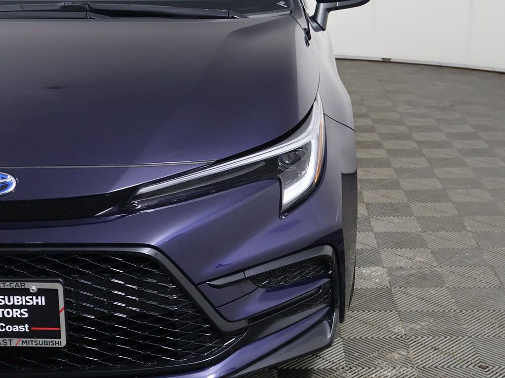 Used 2024 Toyota Corolla SE w/ Convenience Package image 12