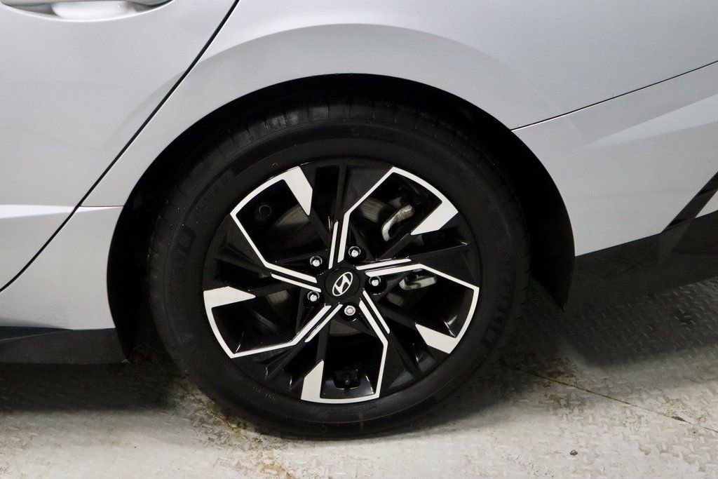 Certified 2024 Hyundai Sonata SEL image 18