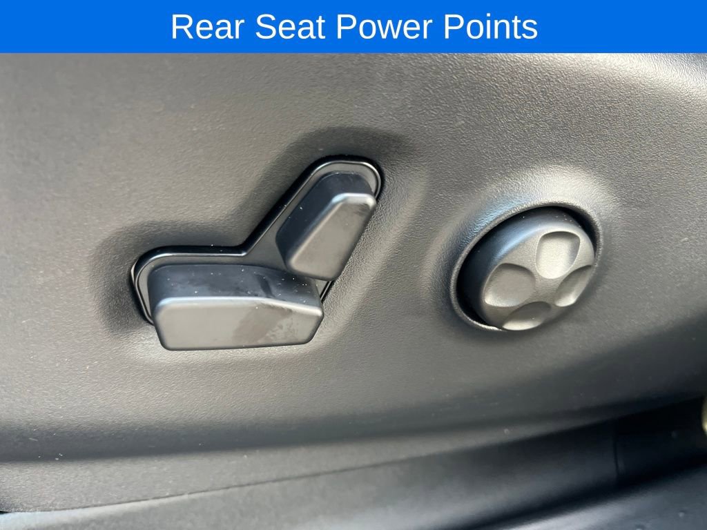 New 2026 Chrysler Pacifica Select image 30