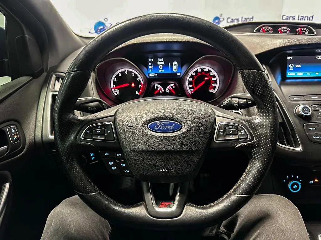 Used 2018 Ford Focus ST FWD image 27