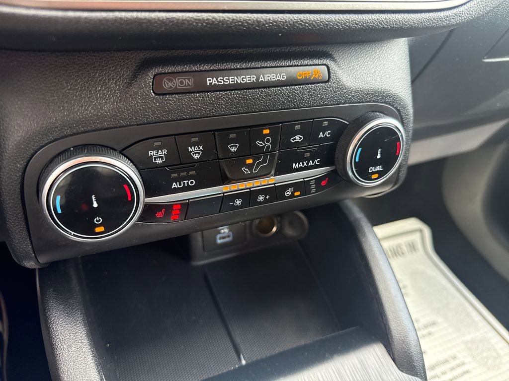 Used 2023 Ford Escape Active w/ Cold Weather Package image 33