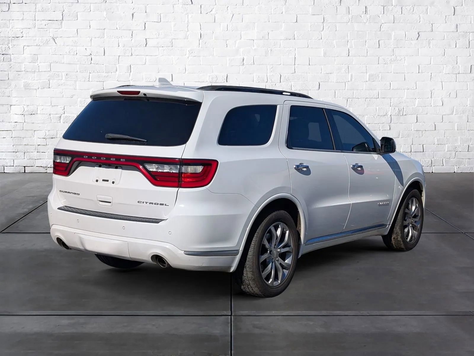 Used 2017 Dodge Durango Citadel image 5