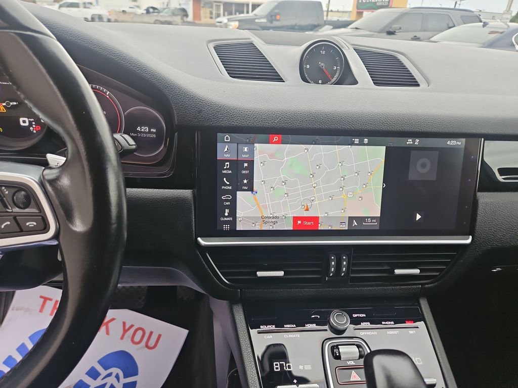Used 2019 Porsche Cayenne AWD/4WD image 17