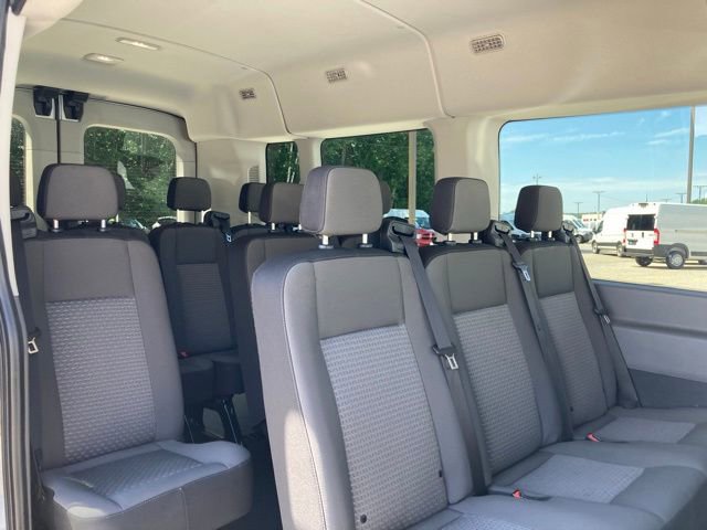 Used 2024 Ford Transit 350 XL image 32