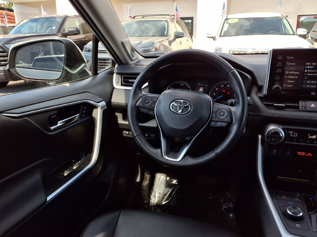 Certified 2021 Toyota RAV4 XLE Premium AWD/4WD image 24