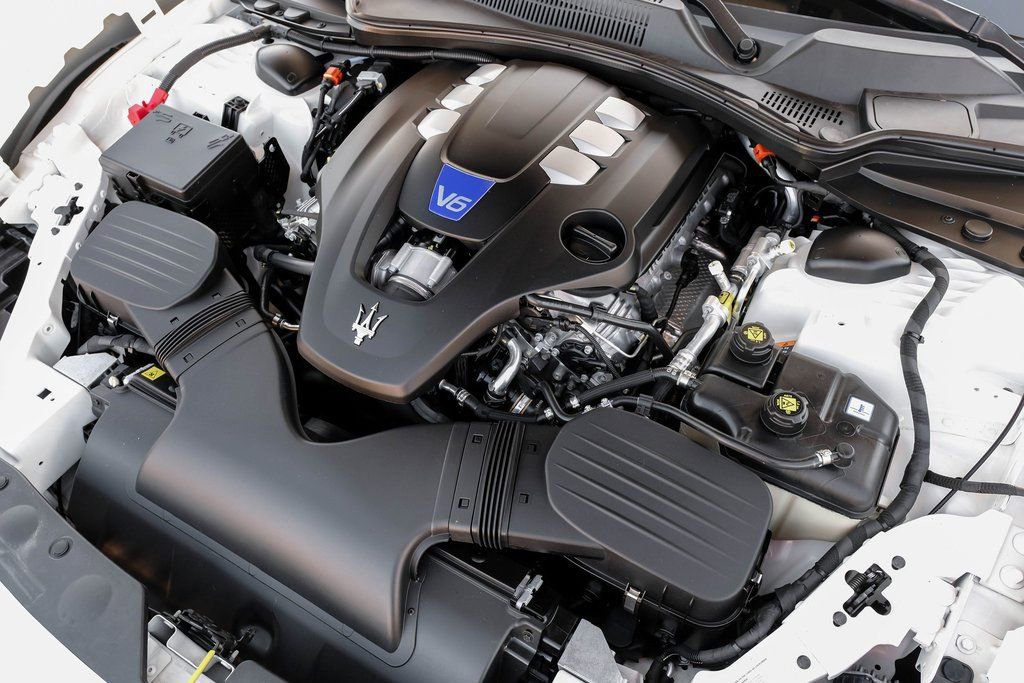 Used 2023 Maserati Ghibli Modena image 45