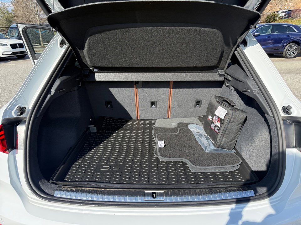 Certified 2025 Audi Q3 2.0T Premium Plus w/ Premium Plus Package image 15