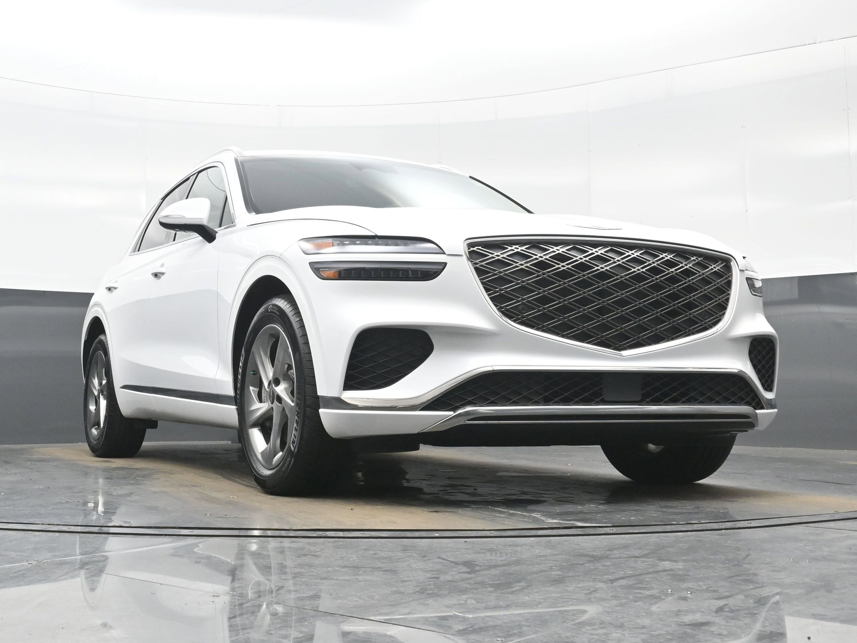 Certified 2026 Genesis GV70 2.5T Select image 33