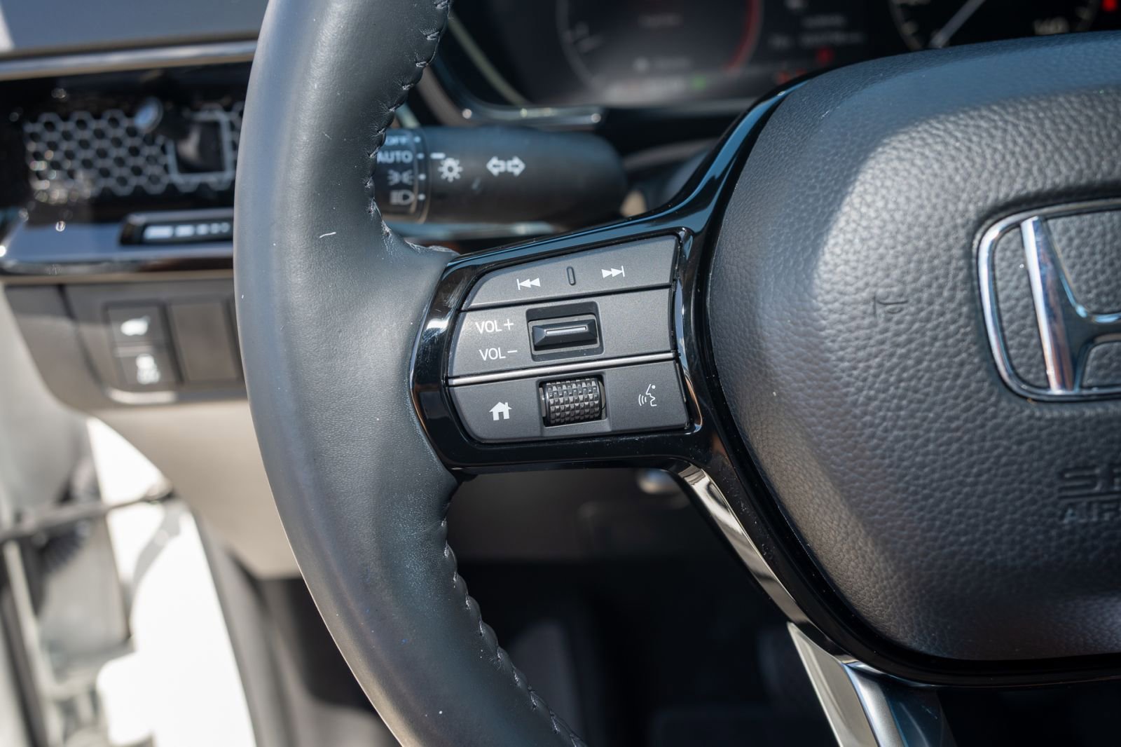 Used 2024 Honda CR-V EX-L image 29