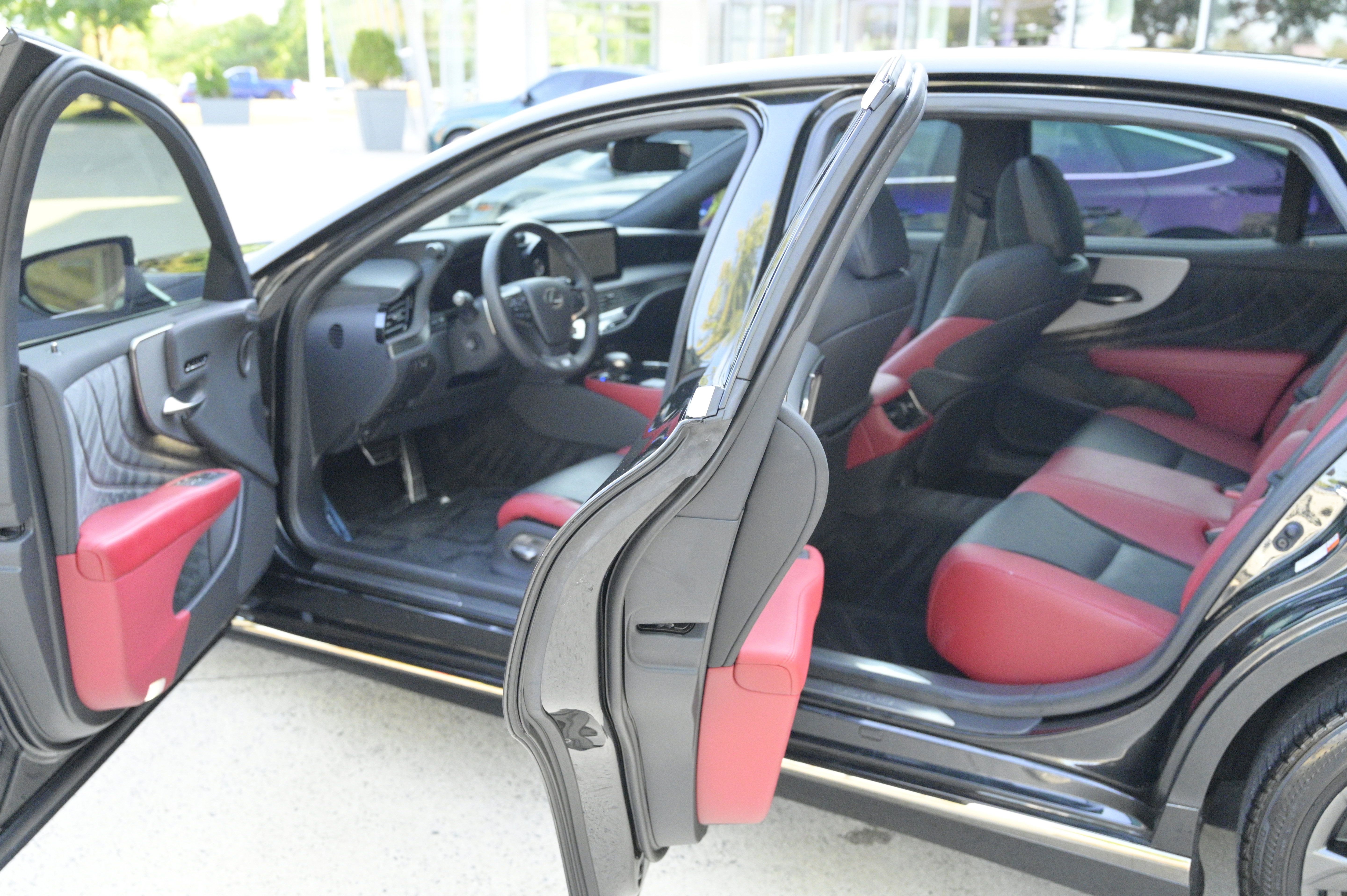 Used 2024 Lexus LS 500 F Sport image 33