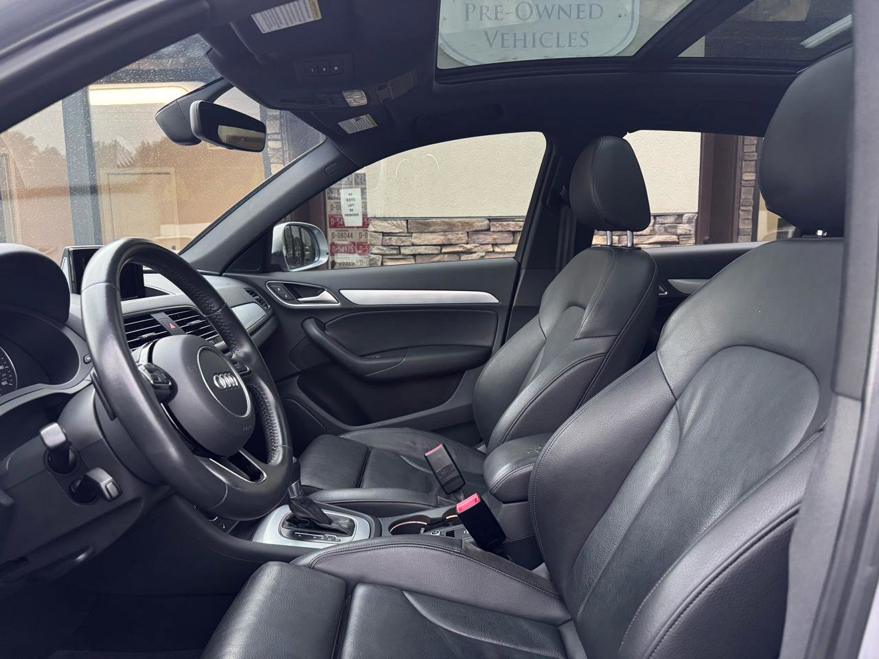Used 2018 Audi Q3 2.0T Premium w/ Convenience Package FWD image 15