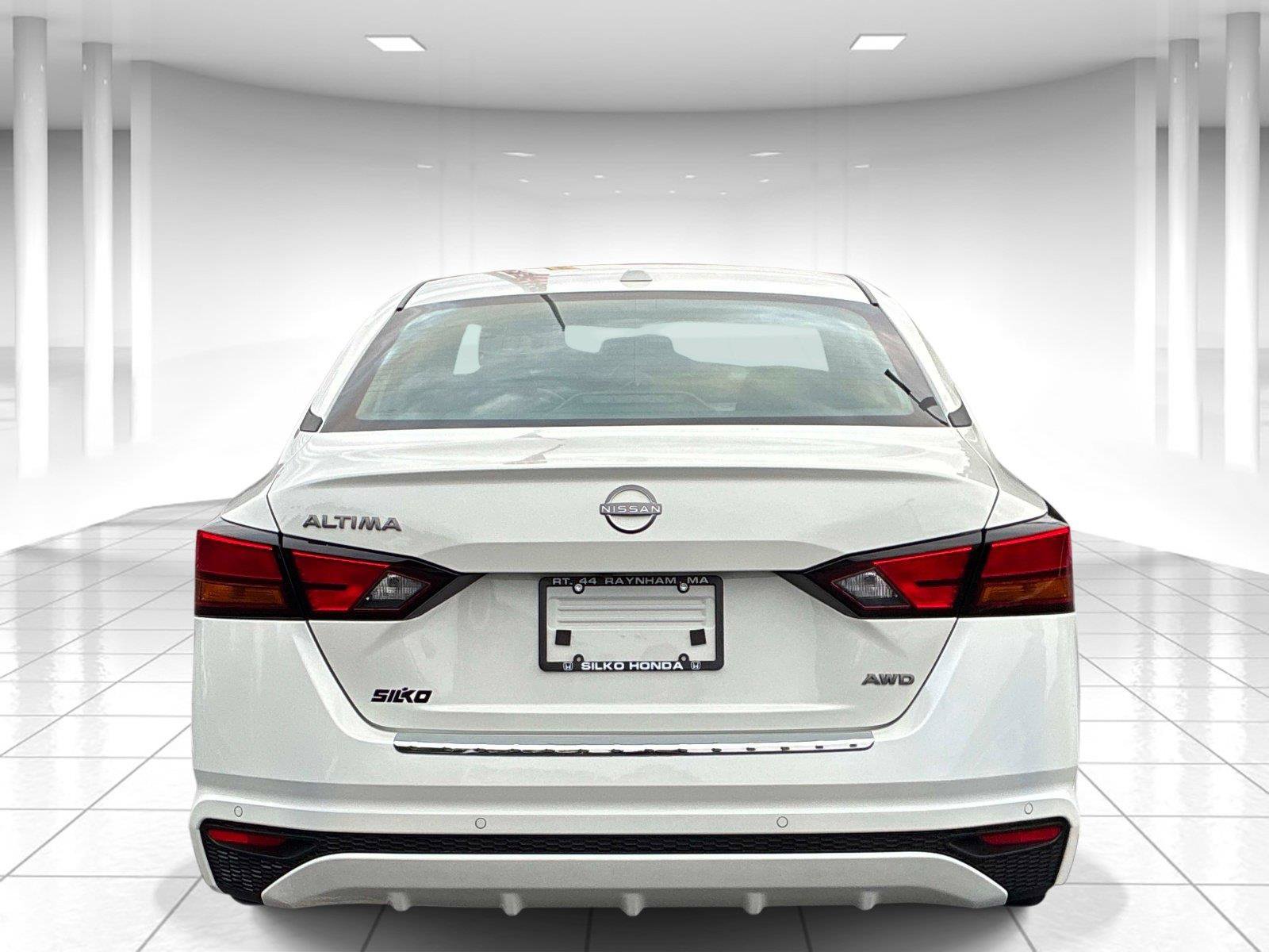 Used 2025 Nissan Altima 2.5 SV AWD/4WD image 7
