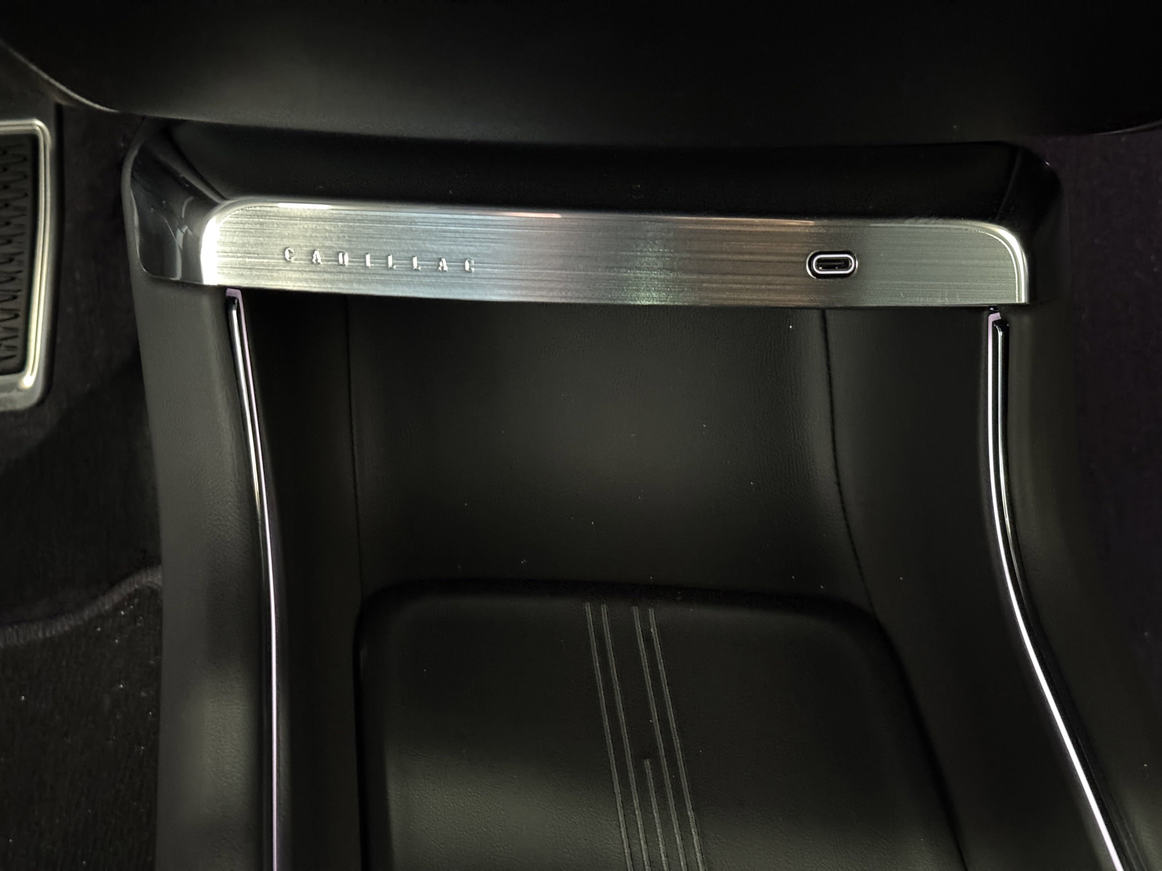 New 2026 Cadillac Lyriq V image 20