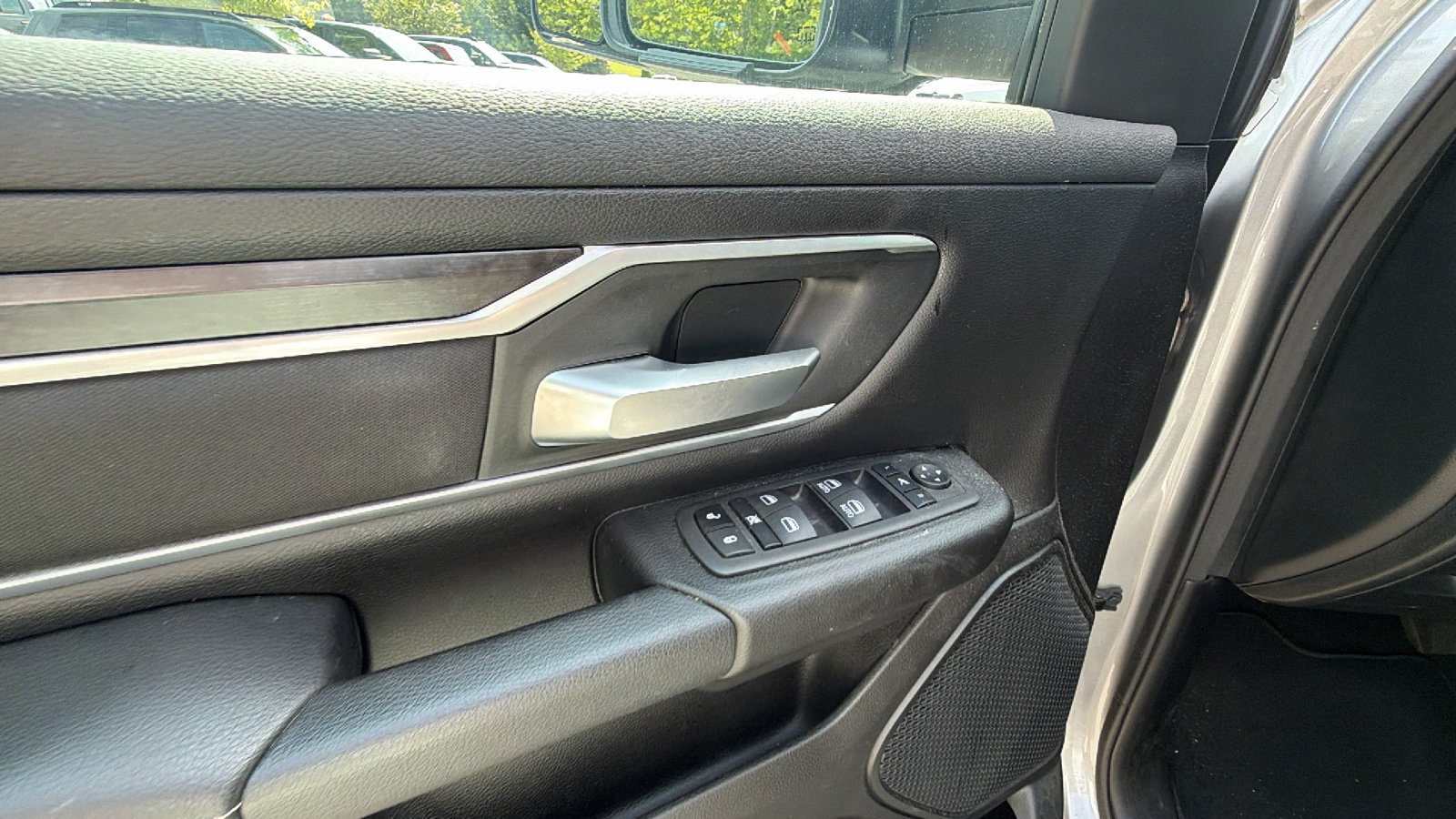 Used 2023 RAM 1500 Big Horn AWD/4WD image 15
