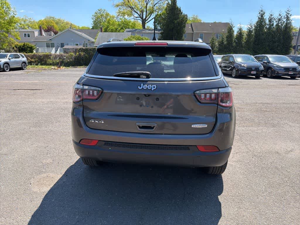 Used 2018 Jeep Compass Latitude w/ Popular Equipment Group AWD/4WD image 13