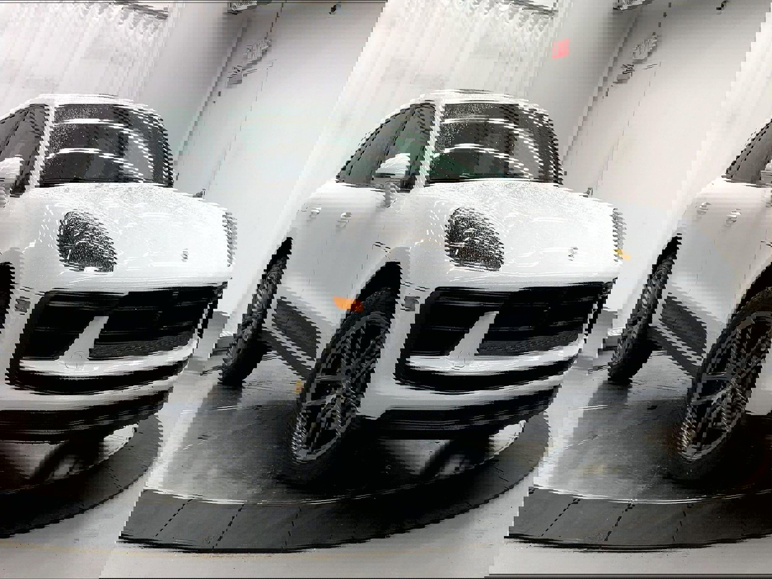 New 2025 Porsche Macan image 6