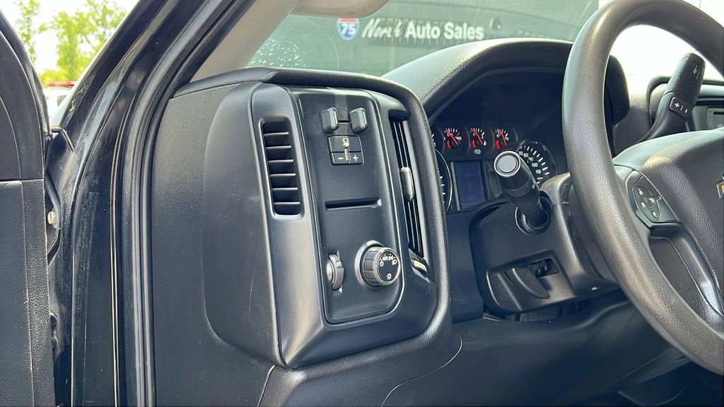 Used 2015 Chevrolet Silverado 3500 W/T AWD/4WD image 13