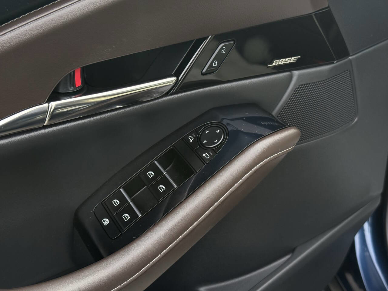 Used 2021 MAZDA CX-30 AWD 2.5 S w/ Premium Package image 10