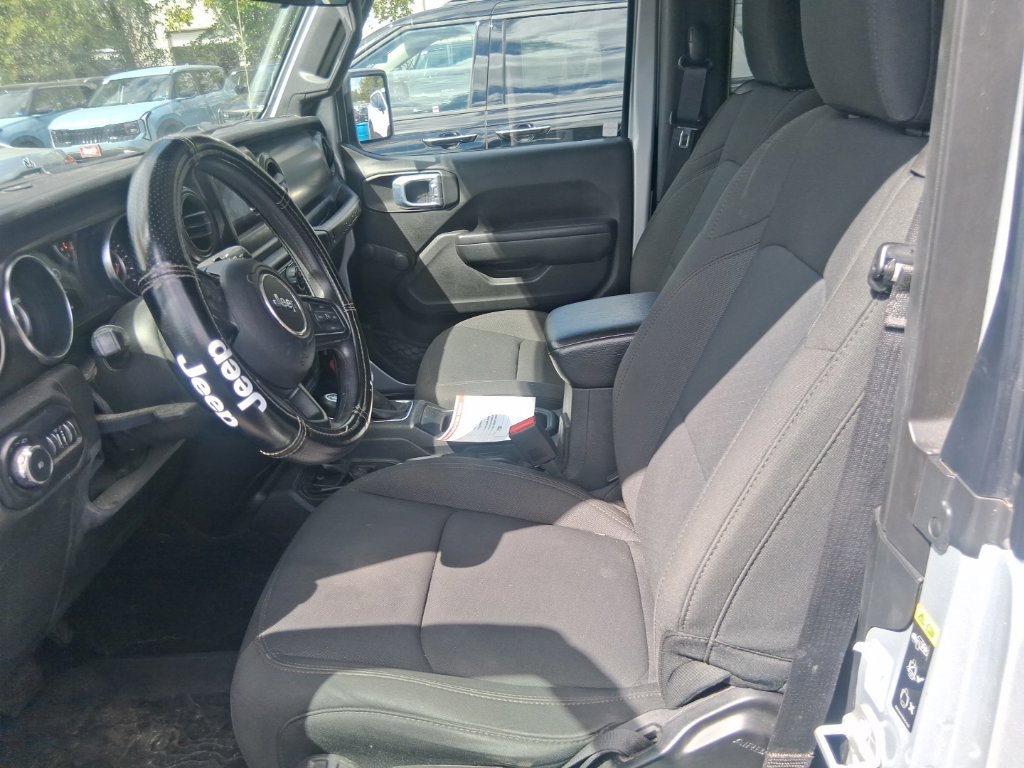 Used 2022 Jeep Wrangler Sport AWD/4WD image 11