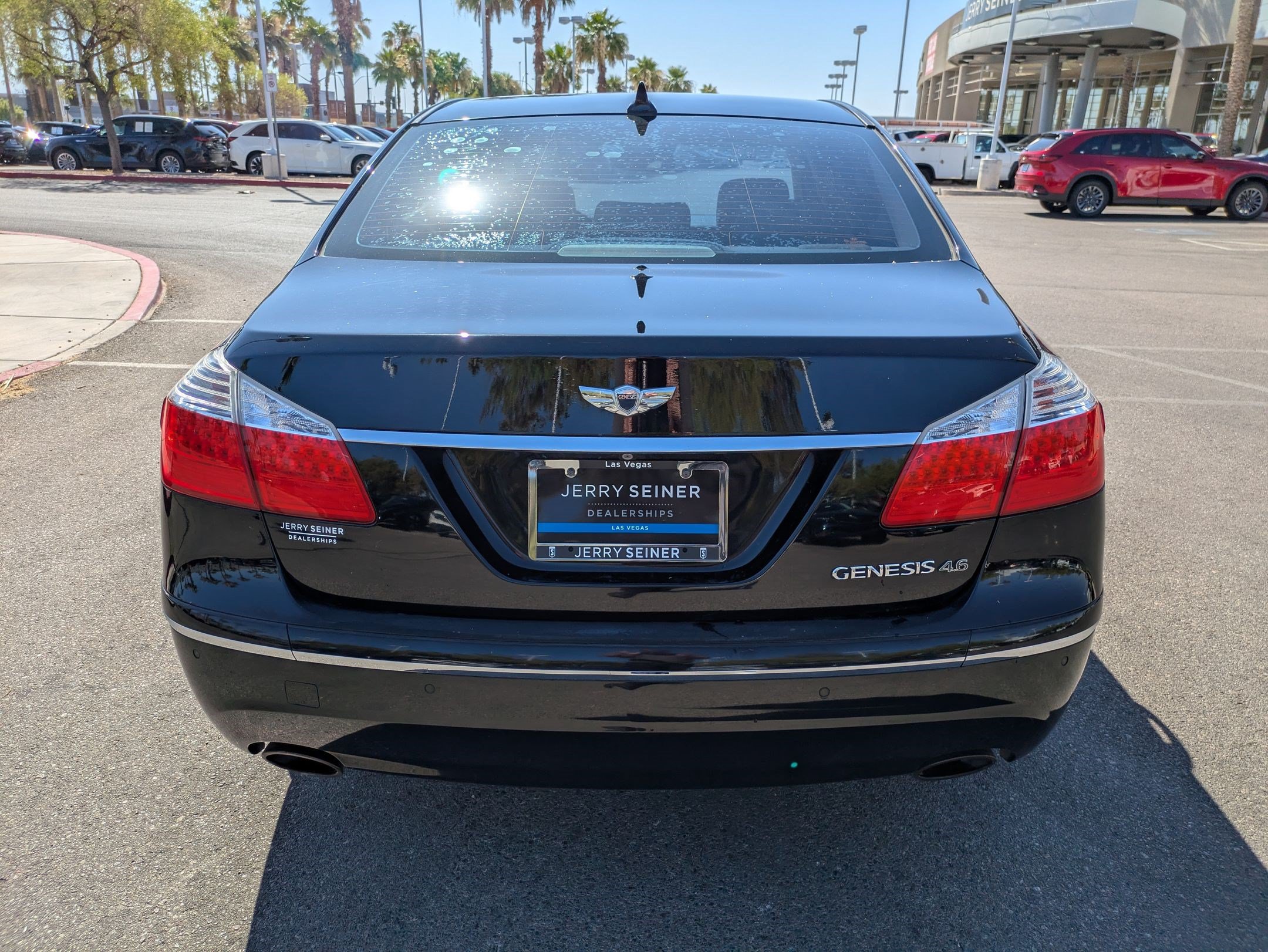 Used 2011 Hyundai Genesis 4.6 RWD image 4