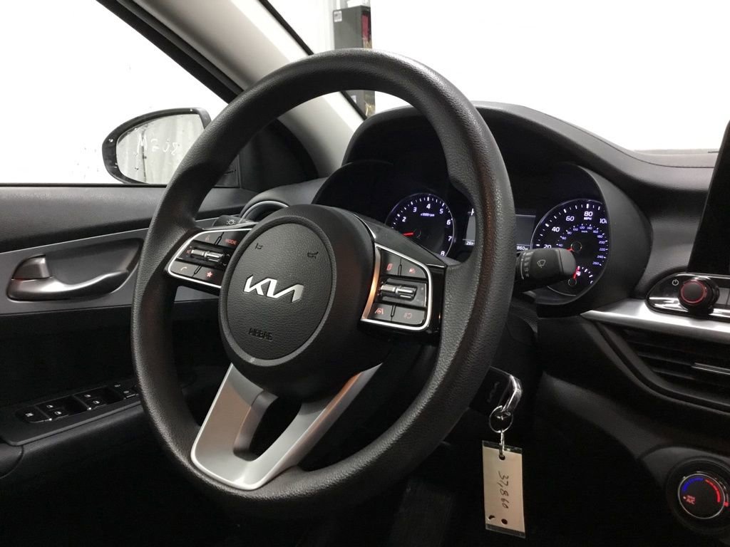 Used 2024 Kia Forte LXS image 28