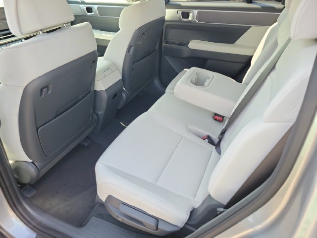 New 2026 Hyundai Santa Fe SE FWD image 25