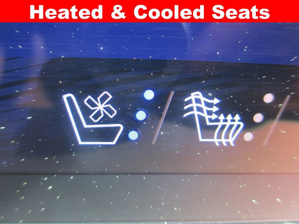 Used 2025 Chevrolet Suburban High Country AWD/4WD image 20