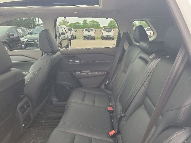 Used 2022 Nissan Rogue SL w/ SL Premium Package FWD image 18