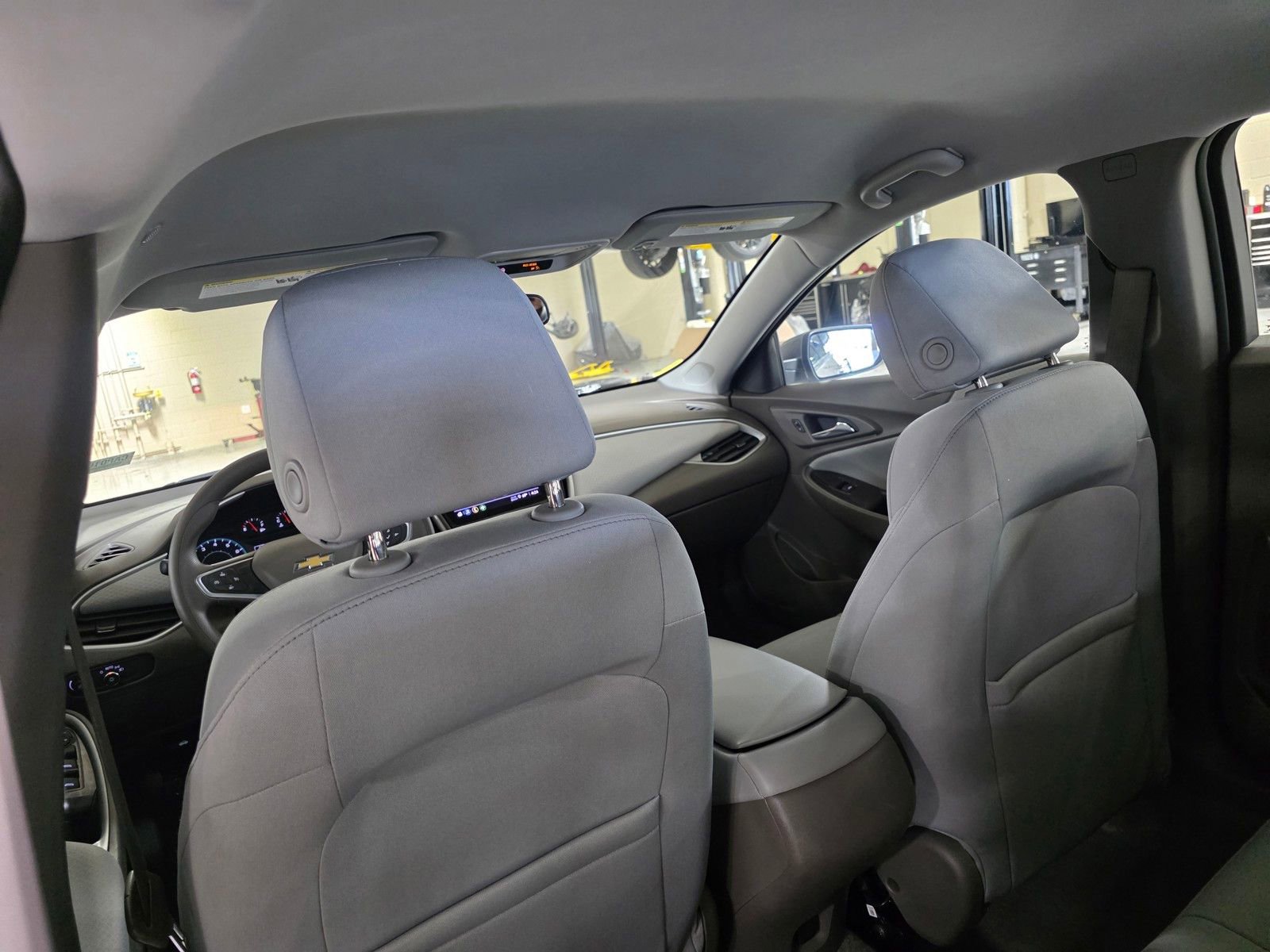 Used 2022 Chevrolet Malibu LS FWD image 15