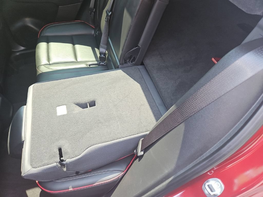 Used 2023 Buick Envision Essence w/ Sport Touring Package FWD image 27