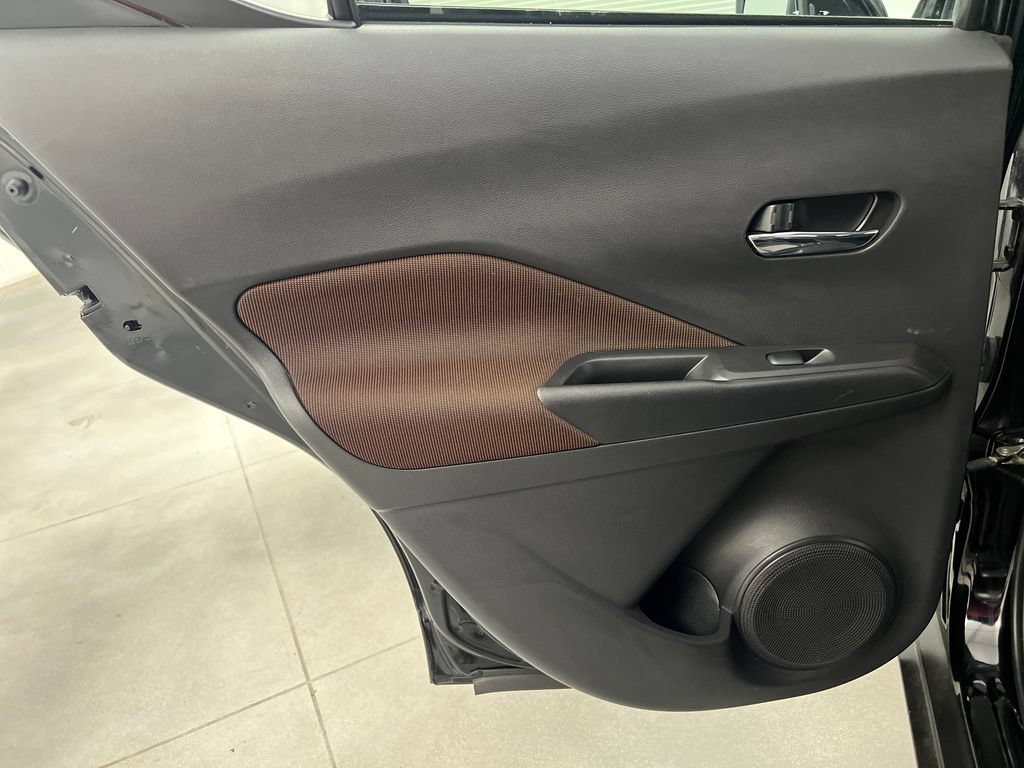 Used 2024 Nissan Kicks SR FWD image 15