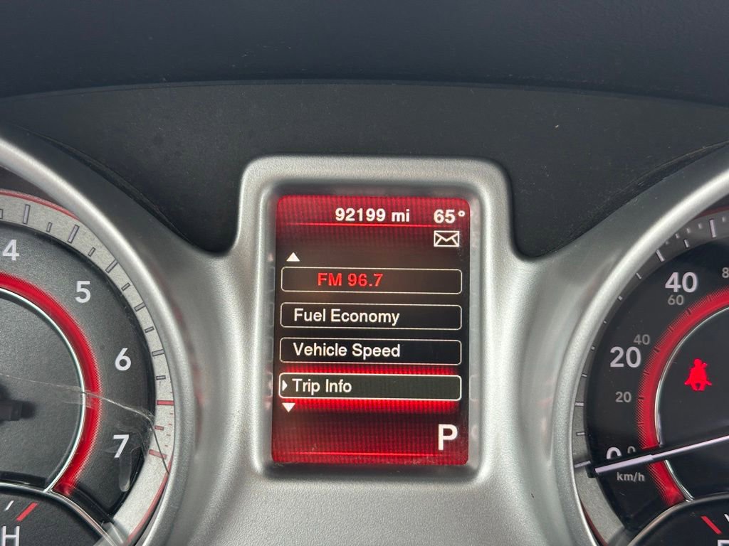 Used 2019 Dodge Journey SE w/ Blacktop Package FWD image 4