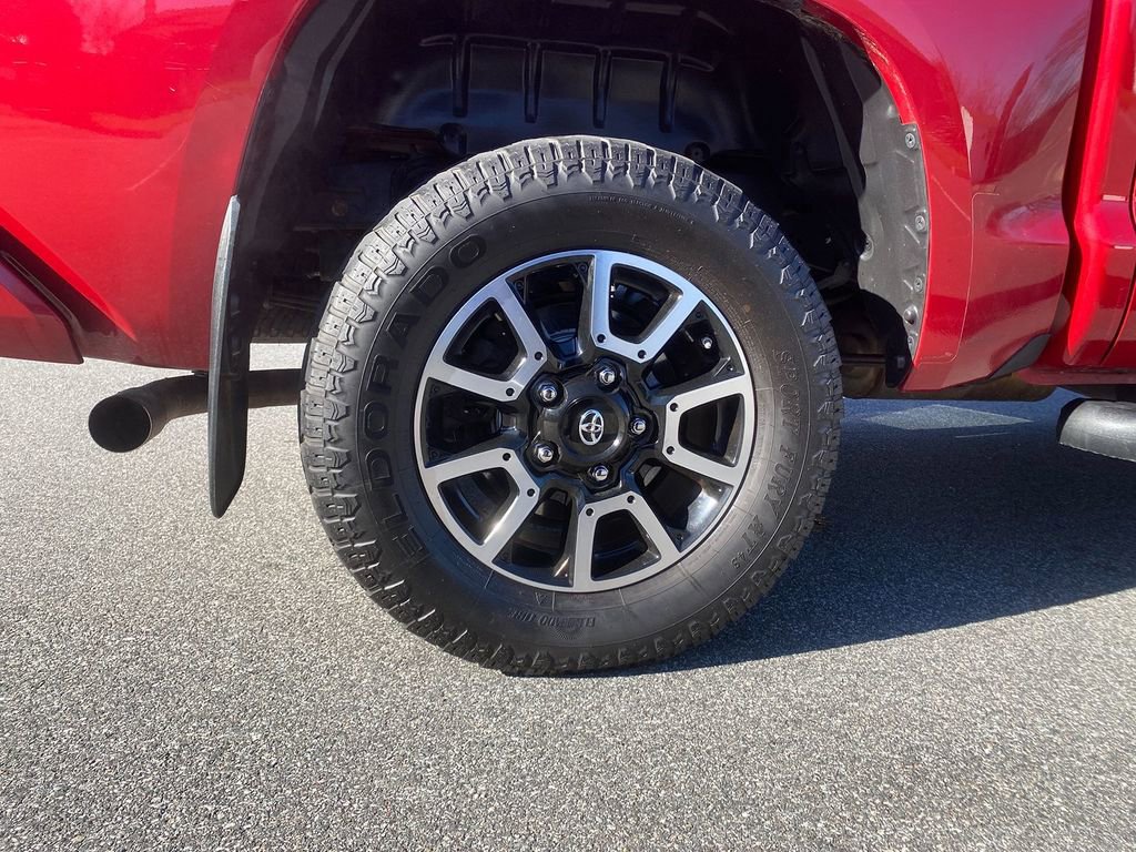 Used 2017 Toyota Tundra Limited image 30