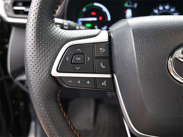 Used 2022 Toyota Sienna XSE image 20