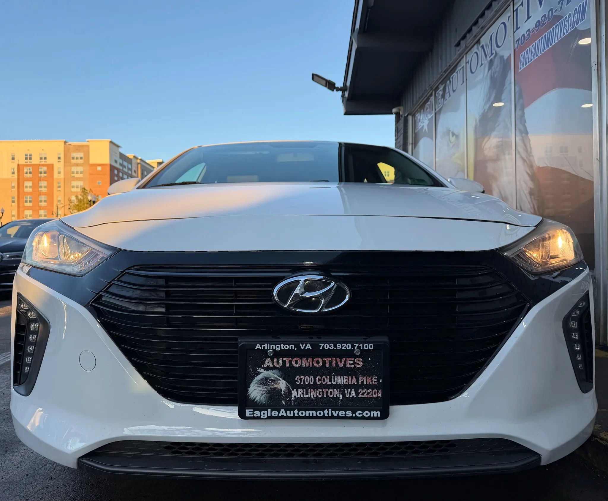 Used 2017 Hyundai Ioniq SEL image 8