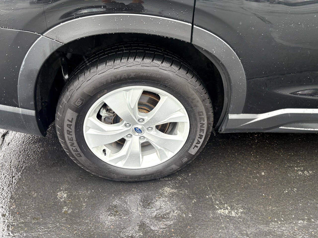 Used 2021 Subaru Ascent 8-Passenger image 9