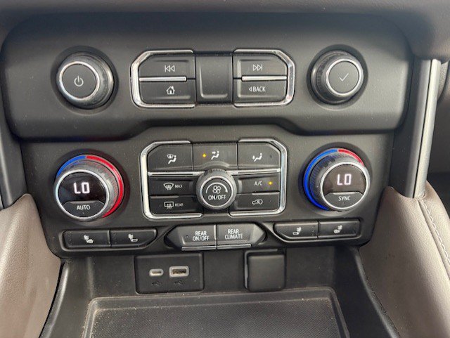 Used 2021 Chevrolet Tahoe Z71 w/ Rear Media and Nav Package AWD/4WD image 20
