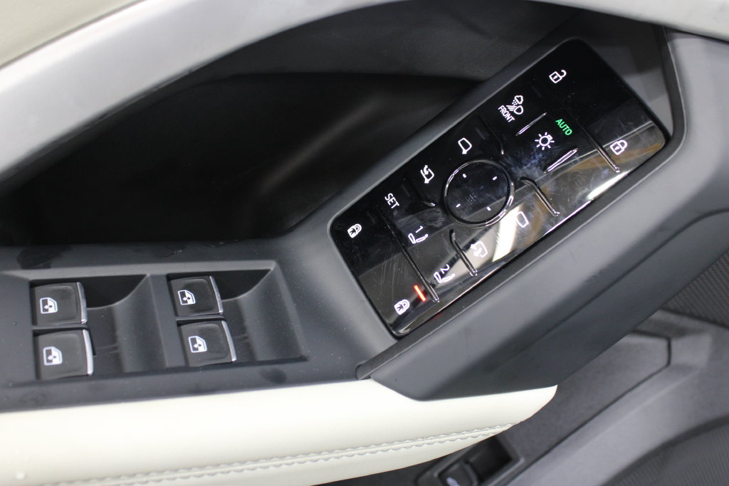 New 2026 Audi Q5 Premium Plus AWD/4WD image 18