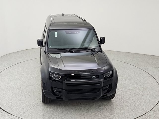 New 2026 Land Rover Defender 110 X-Dynamic SE AWD/4WD image 14